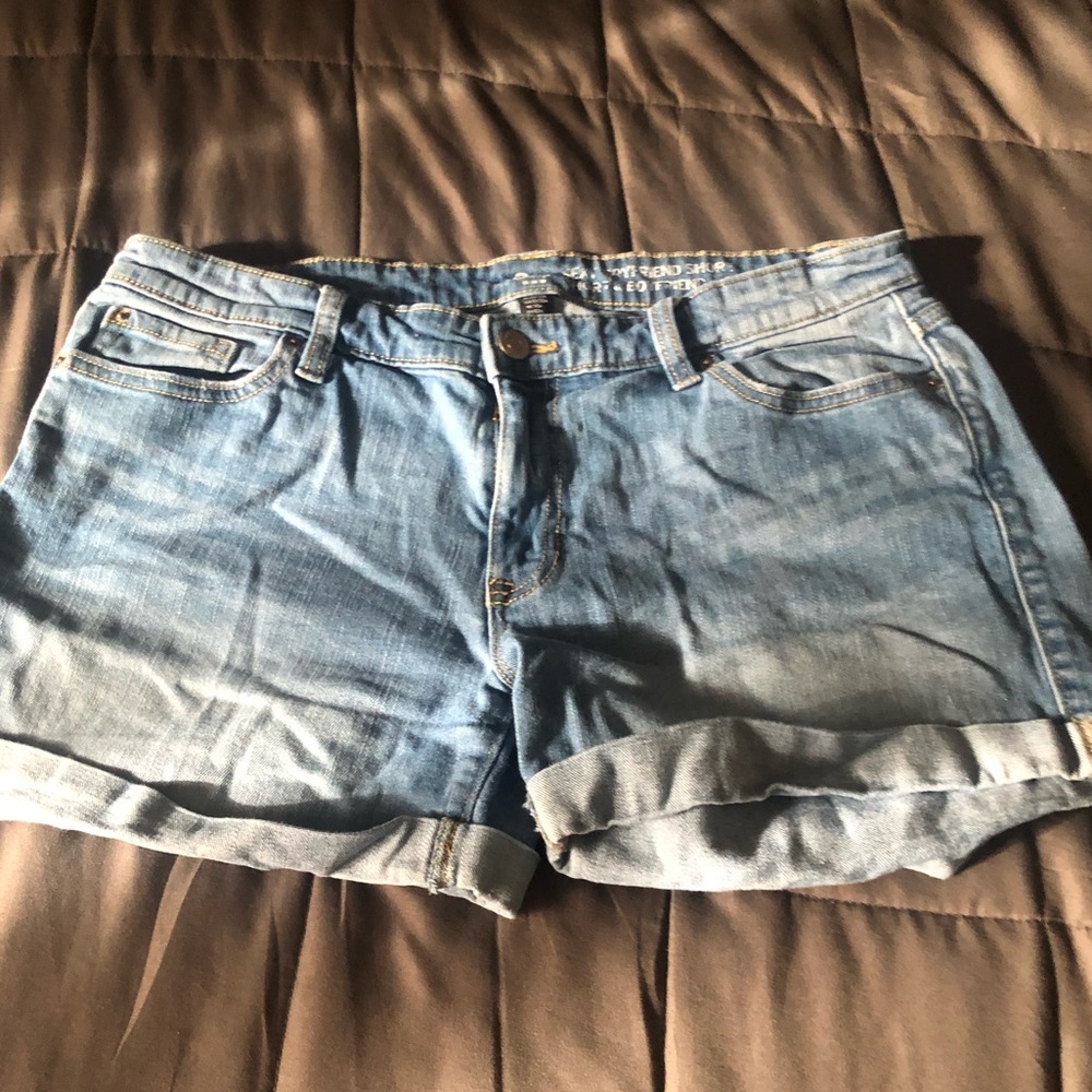 gap jean shorts